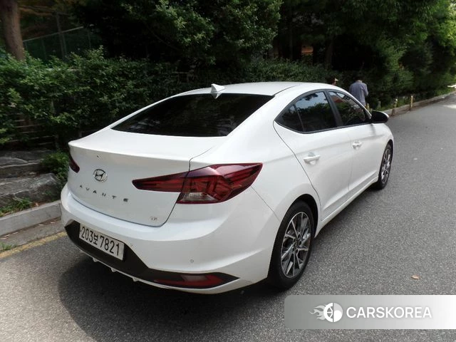 Hyundai The New Avante AD id 4435359 из Кореи 8