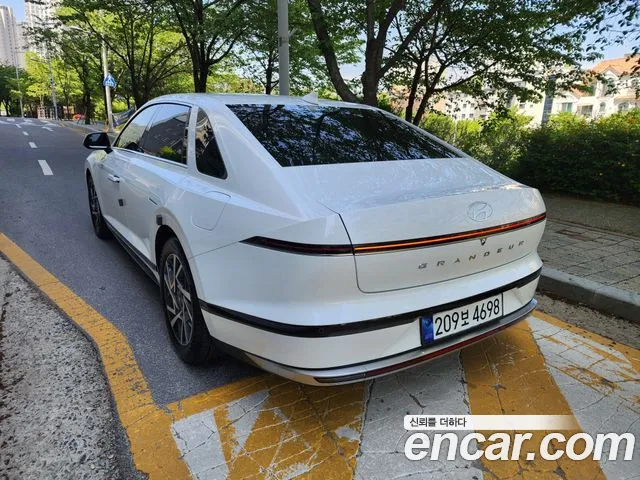 Hyundai Grandeur Hybrid (GN7) 2023 Белый из Кореи, фото 3