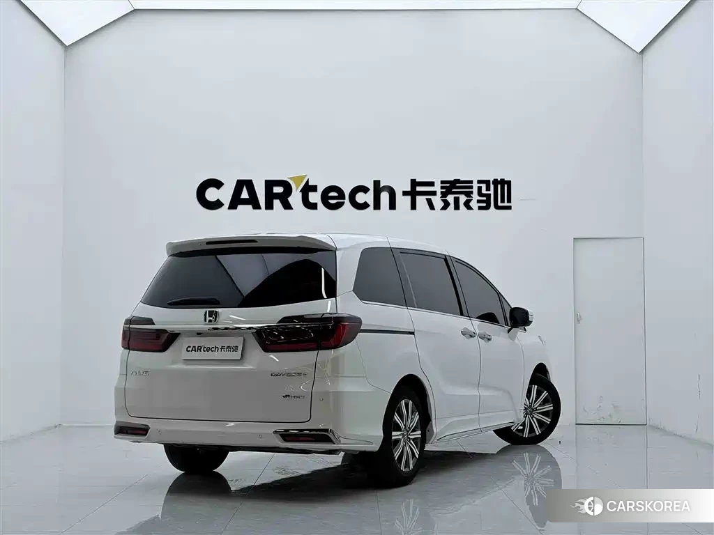Honda Odyssey id 4547958 из Китая 19