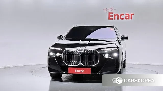 BMW 7 Series (G70) id 3359439 из Кореи 13