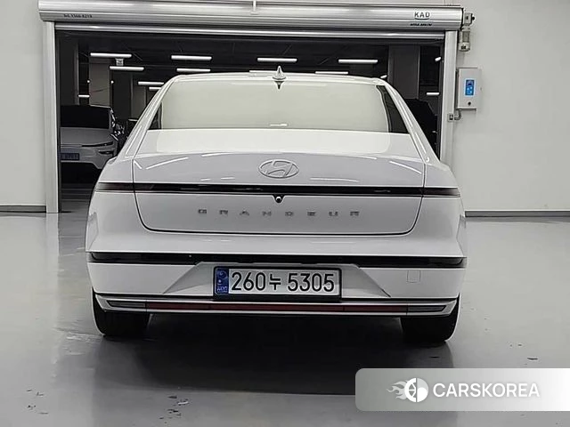 Hyundai Grandeur (GN7) id 4427991 из Кореи 11
