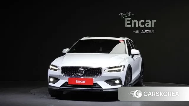 Volvo V60 Cross-Country 2nd Generation id 3307043 из Кореи 13