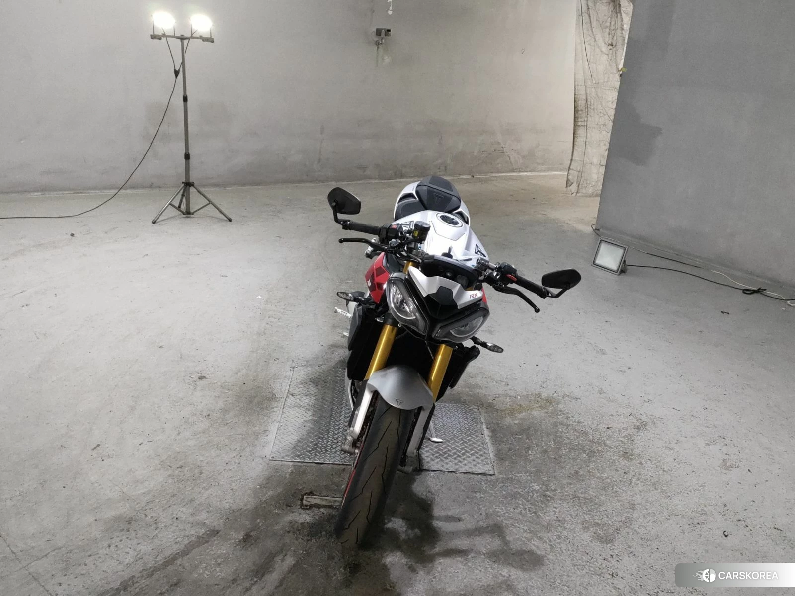 OTHER TRIUMPH STREET TRIPLE 765RX 2026 из Японии, фото 4