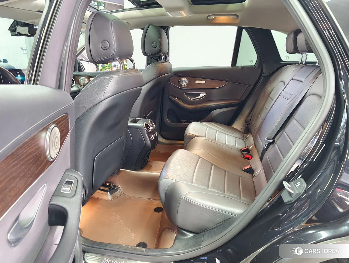 Mercedes-Benz GLC 2020 Черный из Китая, фото 6