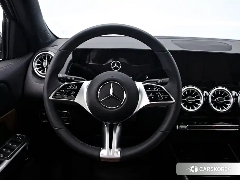 Mercedes-Benz GLB id 4559601 из Китая 10