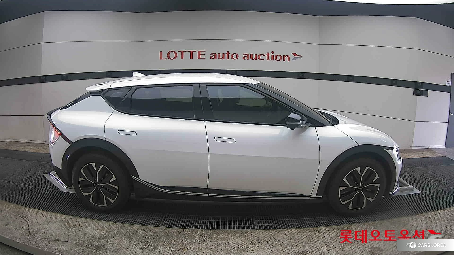 Kia EV6 id 3875712 из Кореи 23