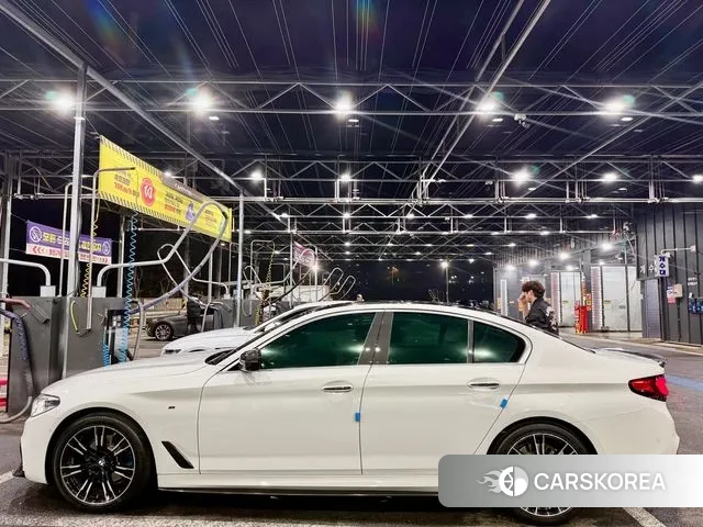 BMW 5 Series (G30) id 3714081 из Кореи 7