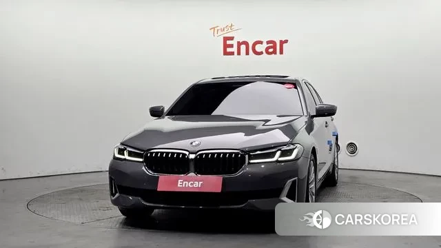 BMW 5 Series (G30) id 3639611 из Кореи 13