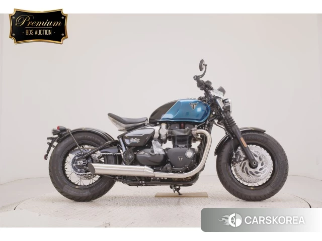 Проданный Triumph BONNEVILLE BOBBER 2026 из Японии