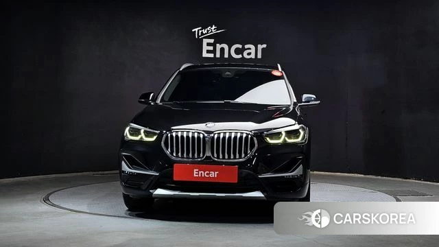 BMW X1 (F48) id 4309993 из Кореи 23