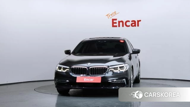 BMW 5 Series (G30) id 4551944 из Кореи 13