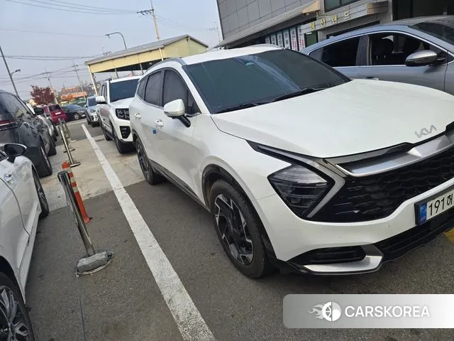 Kia Sportage 5th Generation 2022 Белый из Кореи, фото 5