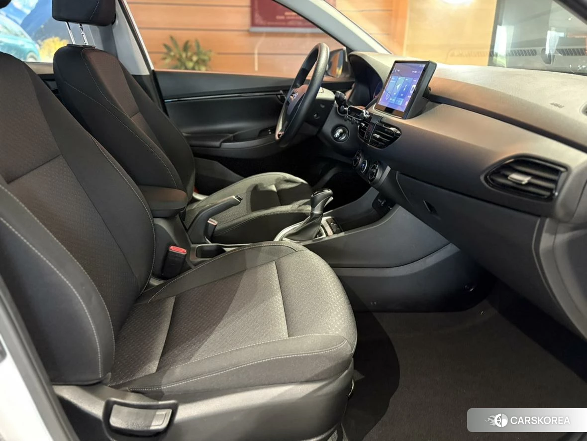 Hyundai Celesta 2020 Белый из Китая, фото 5