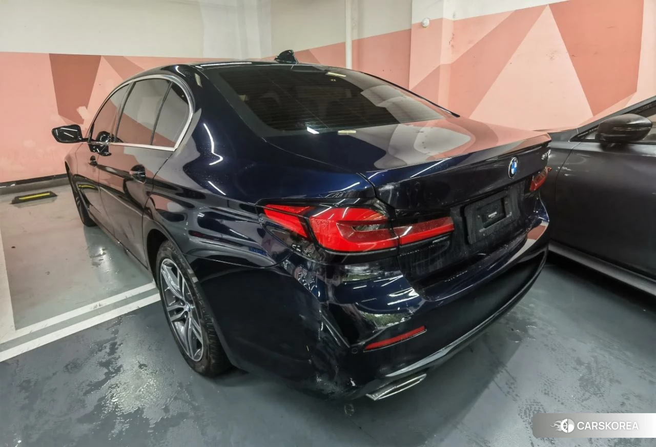 BMW 5 series 2021 Черный из Китая, фото 3