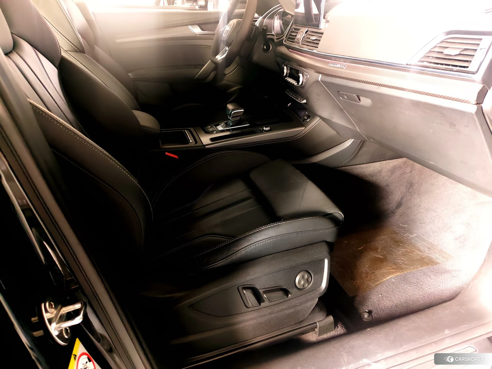 Audi Q5L id 4426879 из Китая 11