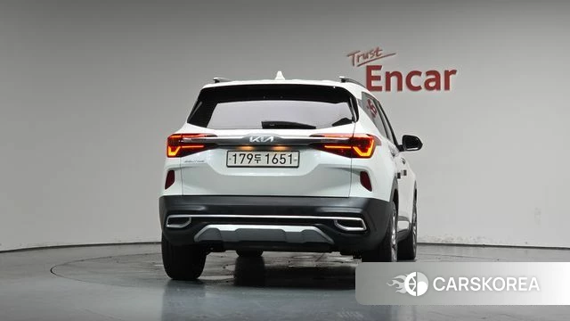 Kia Seltos id 4671083 из Кореи 23