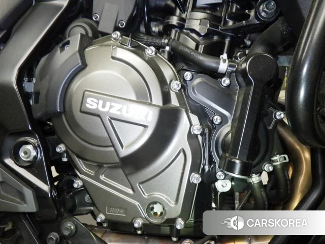 Engine photo