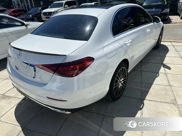 Mercedes-Benz Class C 2023 Белый из Китая, фото 6