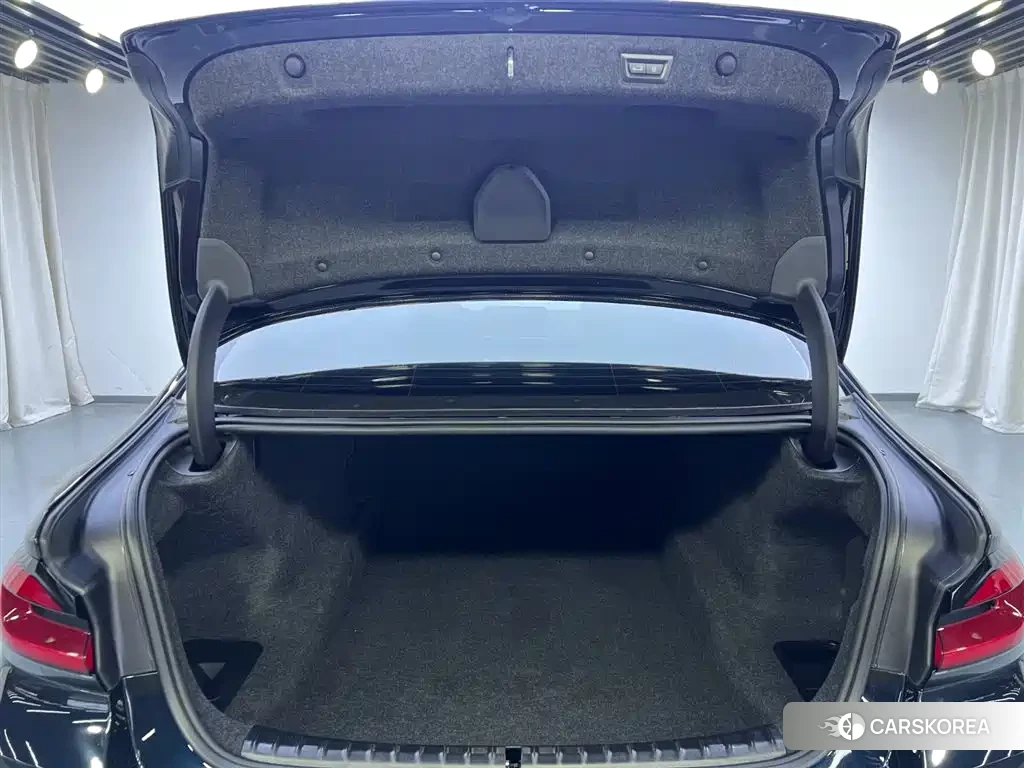 BMW 5 series id 4601068 из Китая 21