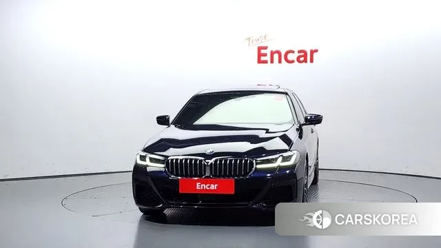 BMW 5 Series (G30) id 3007279 из Кореи 13