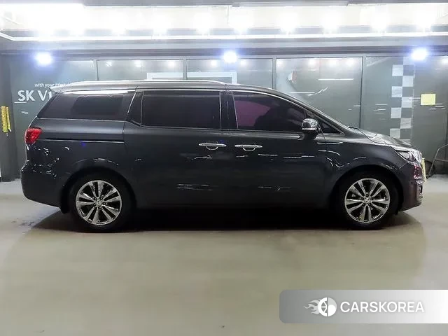 Kia All New Carnival id 3602414 из Кореи 13