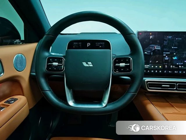 Ideal car Ideal L6 id 4205761 из Китая 13