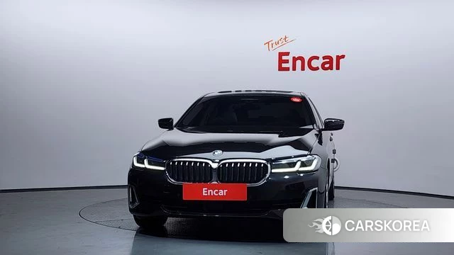 BMW 5 Series (G30) id 3794986 из Кореи 13