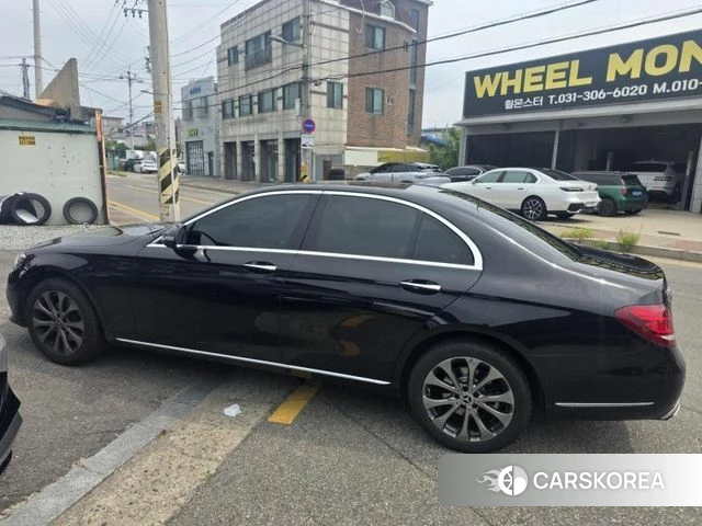 Mercedes-Benz E-Class W213 2019 Черный из Кореи, фото 3