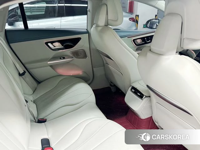 Mercedes-Benz EQE id 4290334 из Китая 12