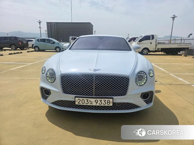 Bentley Continental GT 3rd Generation 2022 Серебряный из Кореи, фото 3