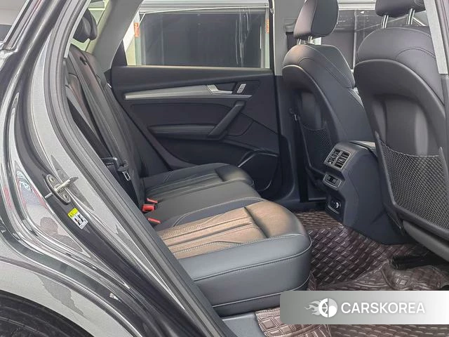 Audi Q5L id 4265848 из Китая 11