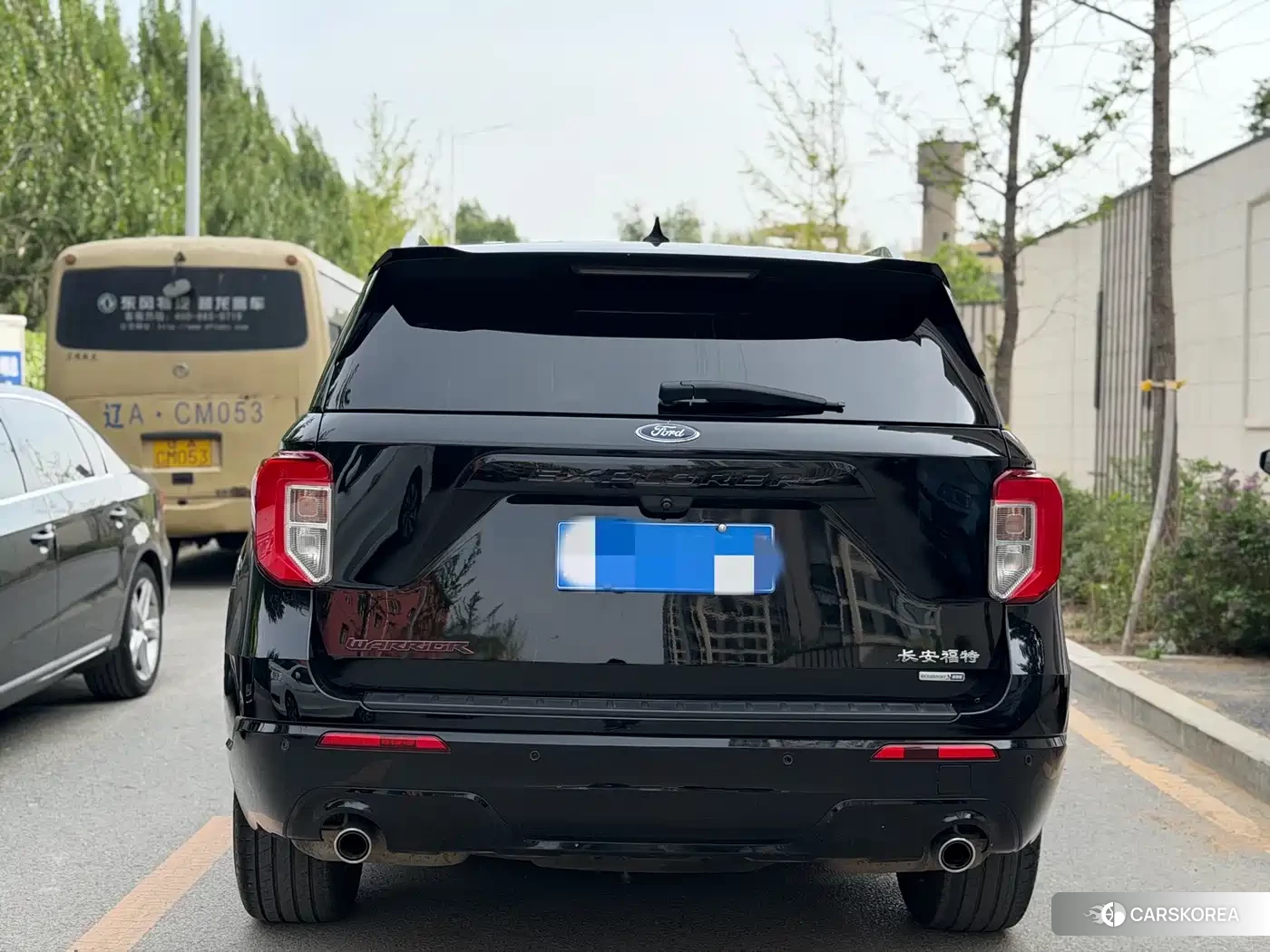 Ford Explorer 2022 Черный из Китая, фото 3