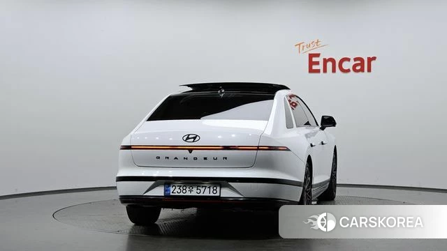 Hyundai Grandeur (GN7) id 4408742 из Кореи 23