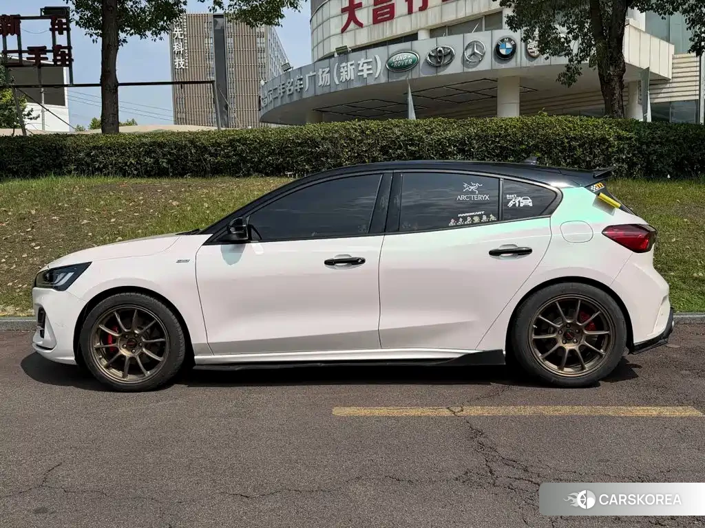 Ford Focus id 4599588 из Китая 7