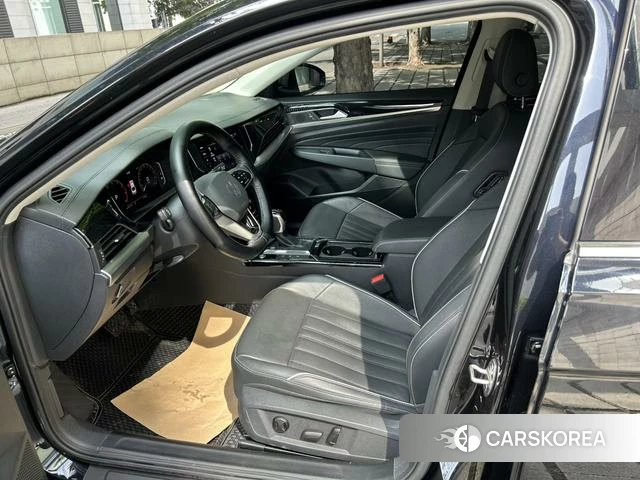 Volkswagen Passat id 4393144 из Китая 10