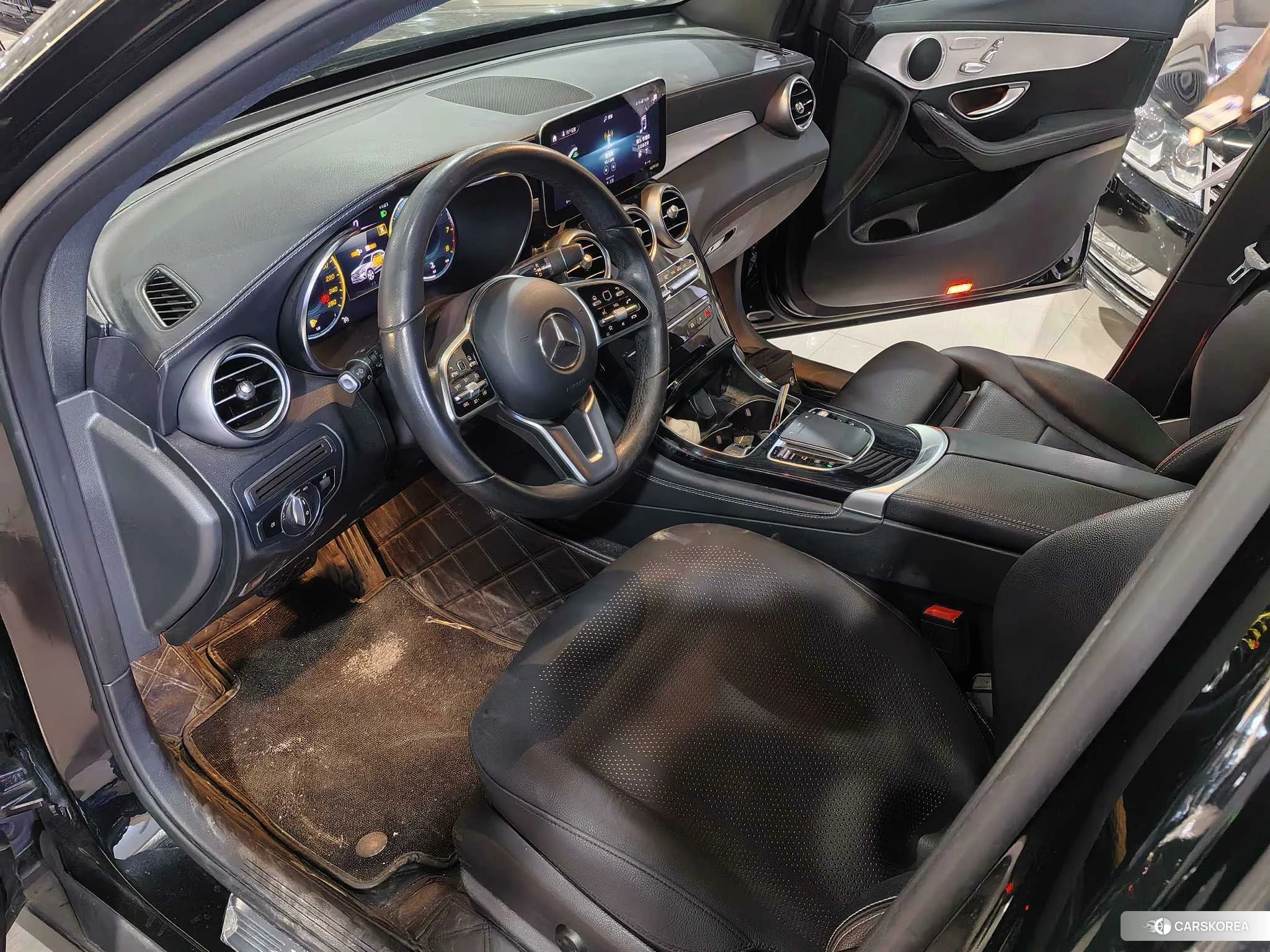 Mercedes-Benz GLC 2020 Черный из Китая, фото 3