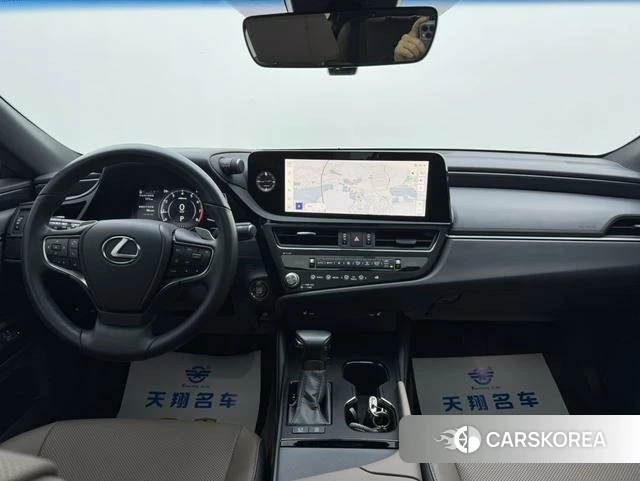 Lexus ES id 4297972 из Китая 13