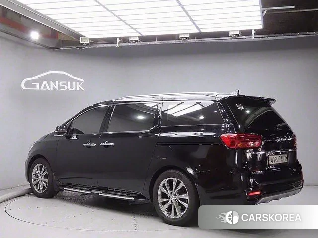 Kia The New Carnival id 3039418 из Кореи 13