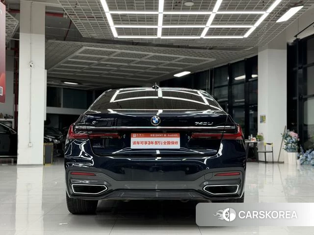 BMW 7 series 2022 Черный из Китая, фото 3