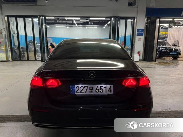Mercedes-Benz E-Class W214 2024 Черный из Кореи, фото 3
