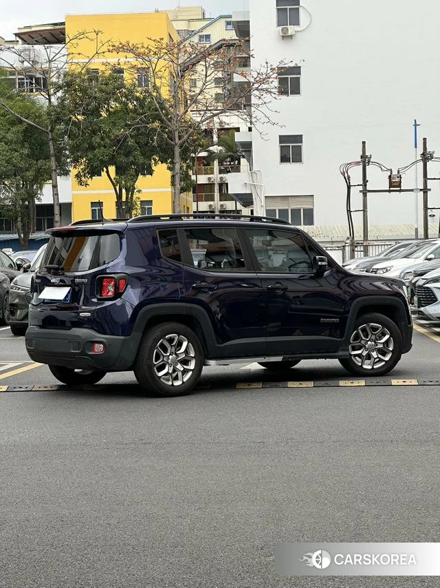 Jeep Freeman id 4212952 из Китая 7