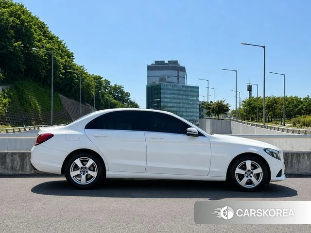 Mercedes-Benz C-Class W205 id 4397974 из Кореи 13