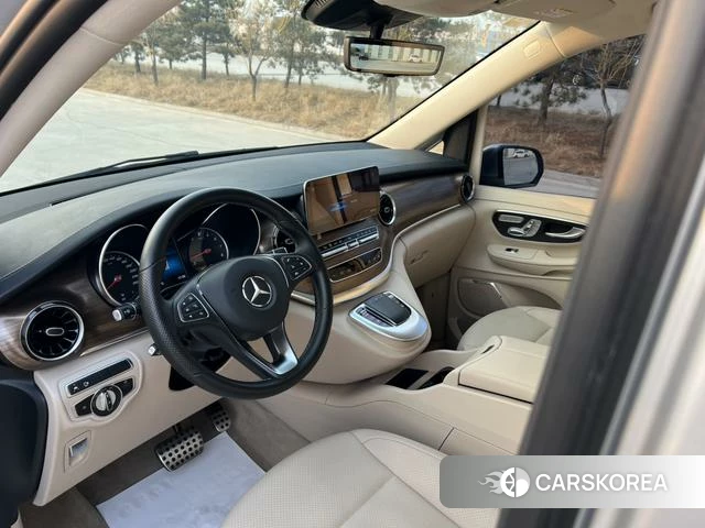 Mercedes-Benz V-class id 3889880 из Китая 11
