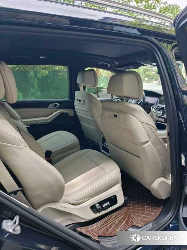 BMW X7 2022 Черный из Китая, фото 3
