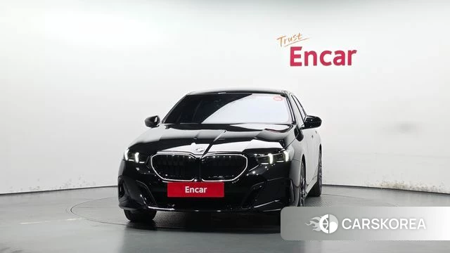 BMW 5 Series (G60) id 4791853 из Кореи 23