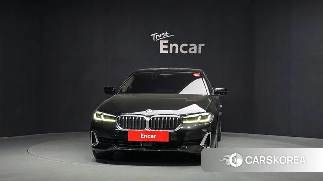BMW 5 Series (G30) id 4422909 из Кореи 23