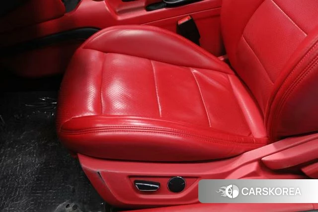 Ford Mustang id 4208341 из Китая 10