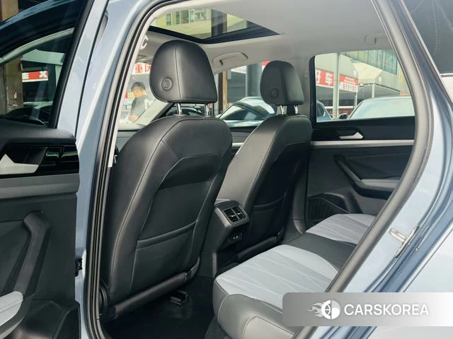Volkswagen Lavida 2024 Синий из Китая, фото 3