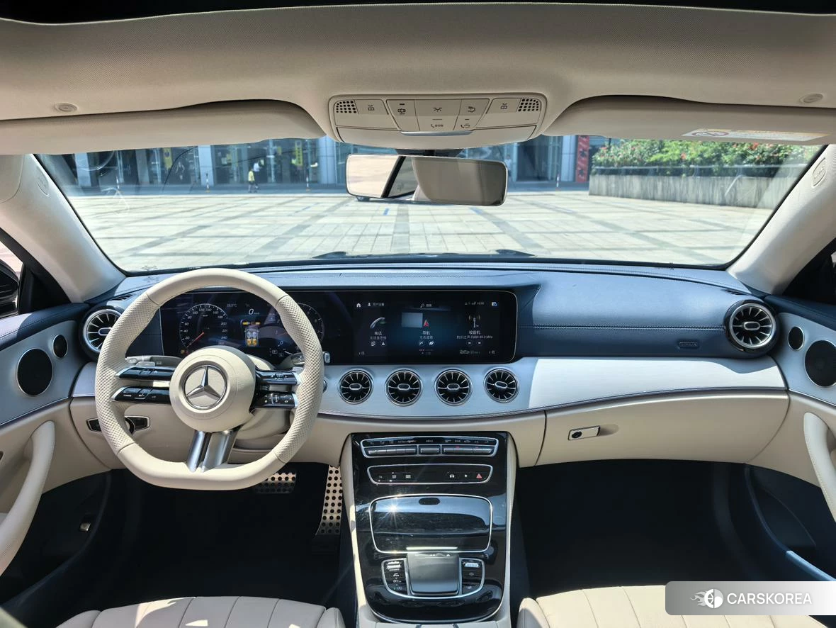Mercedes-Benz E-class (imported) 2022 Зеленый из Китая, фото 4