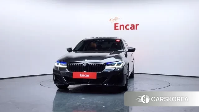 BMW 5 Series (G30) id 3789582 из Кореи 13